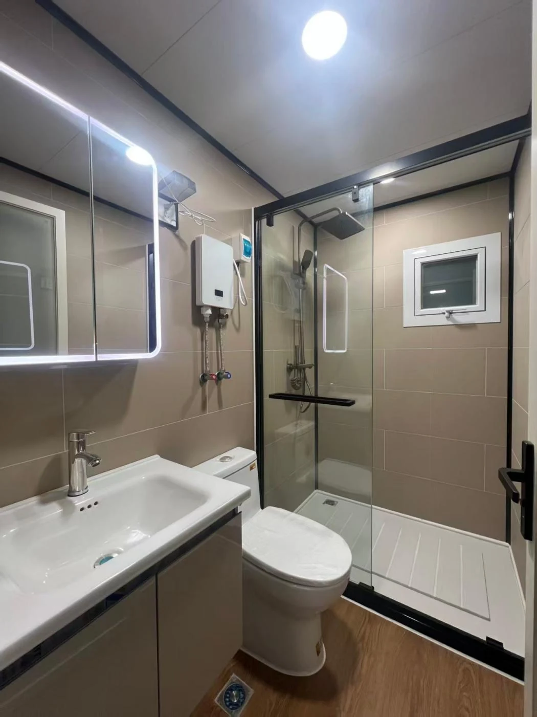 Bathroom interior decoration option